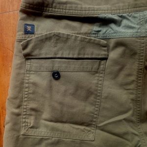 Roark Men's Size 32 Layover Travel Shorts Solid Military Green Drawstring Hybrid